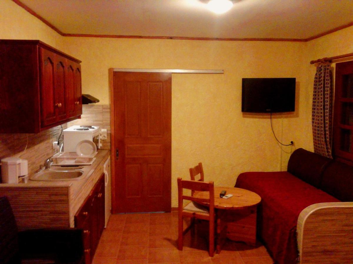 Sunrise Apartments Paleocastro Esterno foto