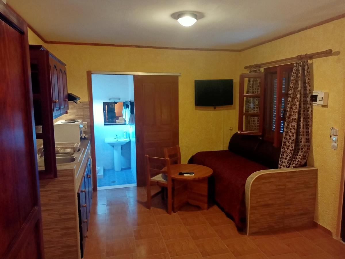 Sunrise Apartments Paleocastro Esterno foto